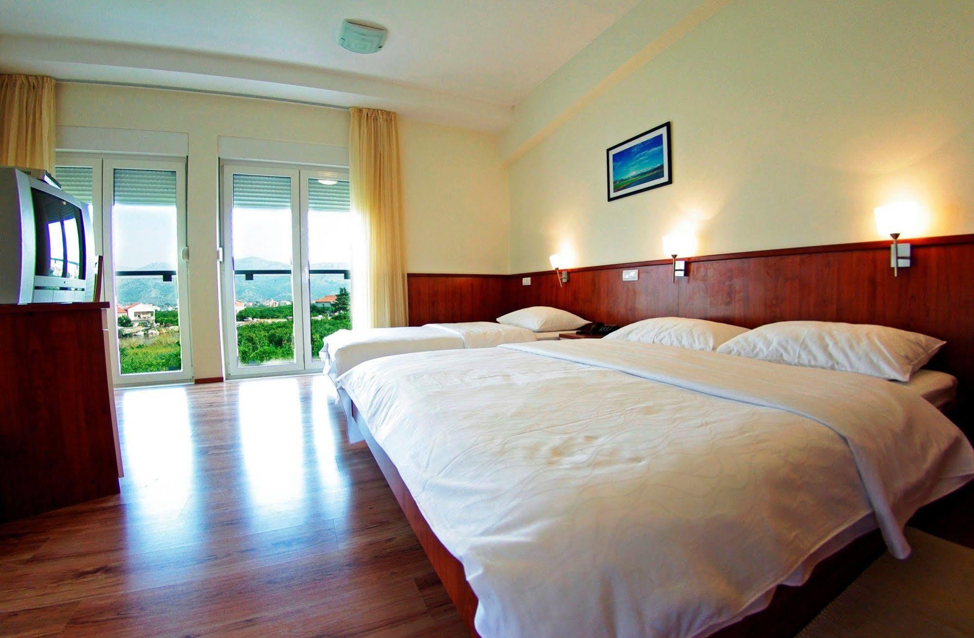 Hotel Merlot Opuzen (Dubrovnik-Neretva) Exterior foto